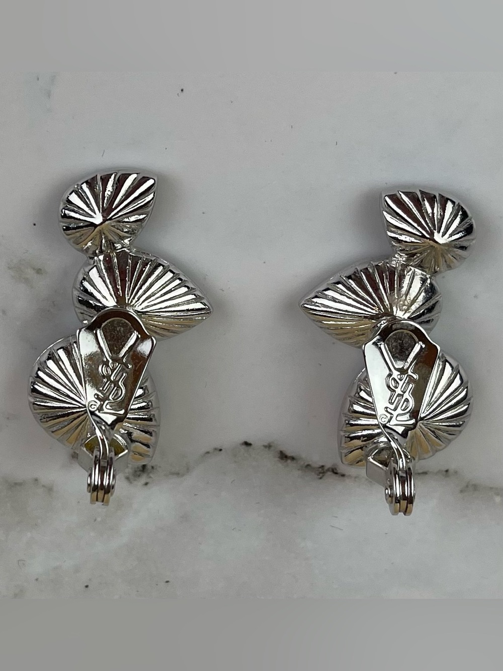 Vintage Yves Saint Laurent Couture Ruby Red  Crystal Cluster Clip-On Earrings - Picture 5 of 5